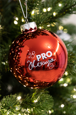 Шар новогодний PRO Женщин, красный, глянцевый